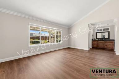 Main picture of 5854 Fasley Ave