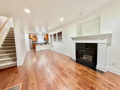 Main picture of 134A 25th Ave E