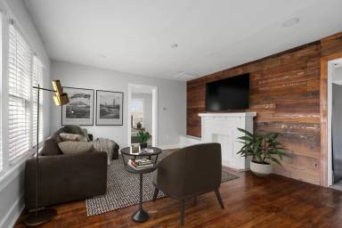 Main picture of 1431 Lipscomb St