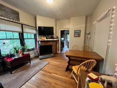 Main picture of 708 W High St