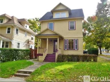 Main picture of 405 Brooks Ave