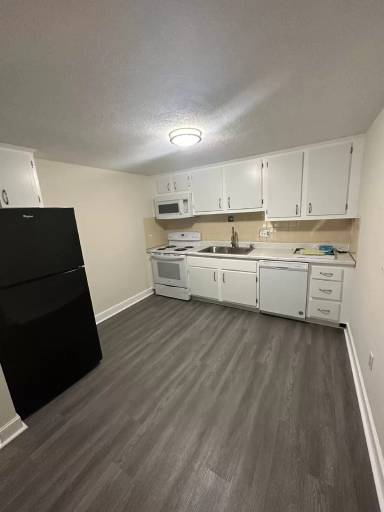 Main picture of 12 Walker Rd