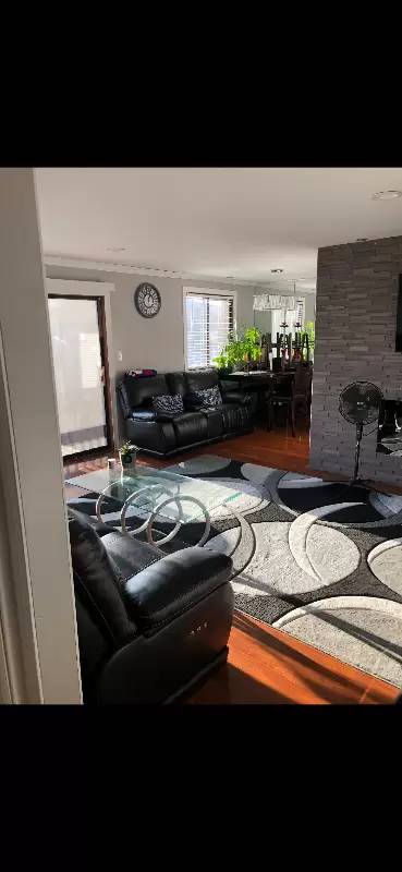 Main picture of 15709 Peggy Ln