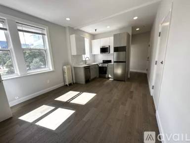 Main picture of 191 Park Dr