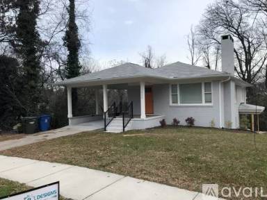 Main picture of 1000 N Buchanan Blvd