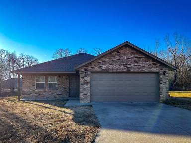Main picture of 605 Carson Rd