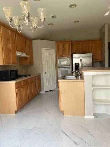 Main picture of 5820 Chatham Ln