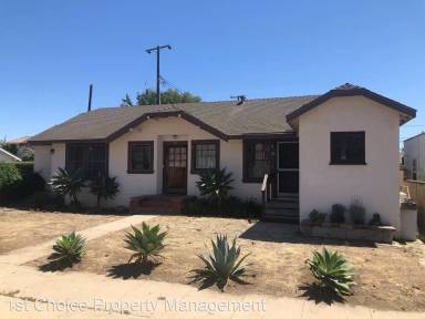 Main picture of 114 W Camino Colegio