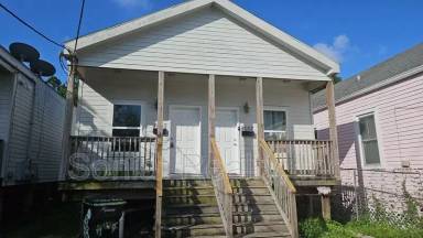 Main picture of 4020 Baudin St