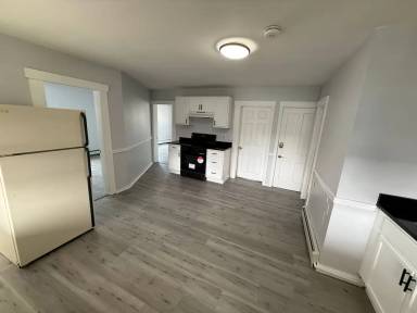 Main picture of 46-52 Worcester St