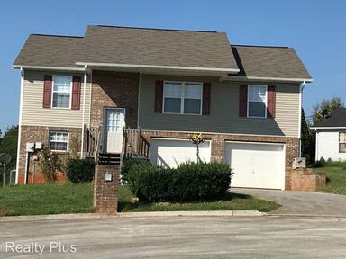 Main picture of 105 Hannah Ct