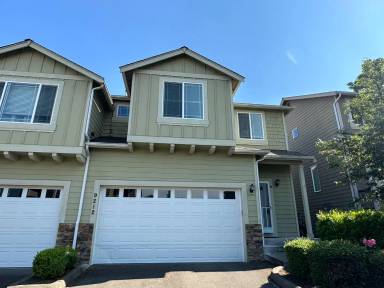 Main picture of 9212 11th Pl NE