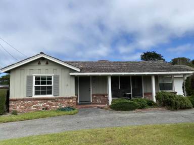 Main picture of 65 17 Mile Dr