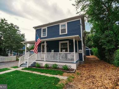 Main picture of 405 Prospect St