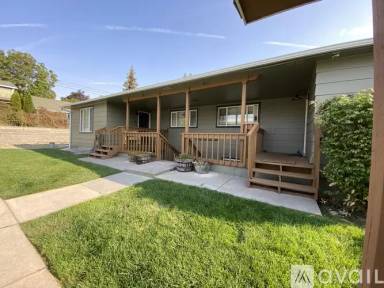 Main picture of 822 3rd St