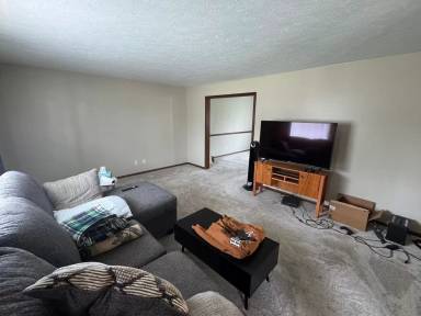 Main picture of 880 Buchholz Dr