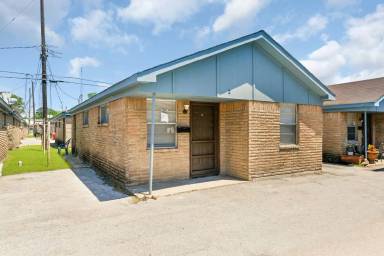 Main picture of 5720 Pickfair St