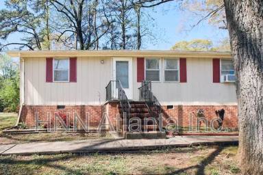 Main picture of 2553 Lloyd Rd