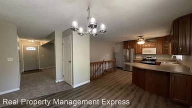 Main picture of 3500 E 33rd St