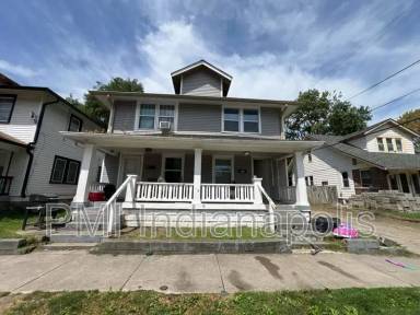 Main picture of 310 N Riley Ave