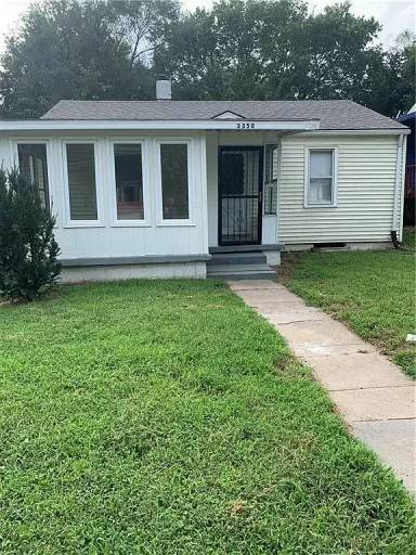 Main picture of 3350 Jackson Ave