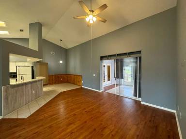 Main picture of 12534 Smokey Dr