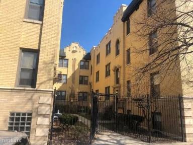 Main picture of 816 E 49th St