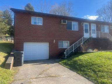 Main picture of 664 Keyser Ave