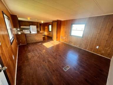 Main picture of 1600 Hill Rd