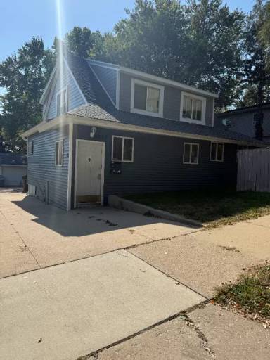 Main picture of 1937 Spohn Ave