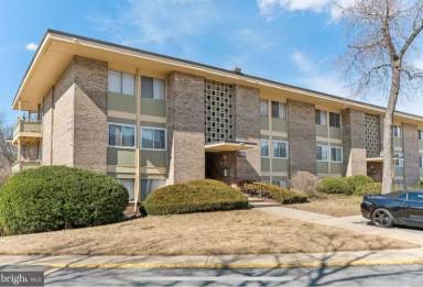 Main picture of 7200 Donnell Pl