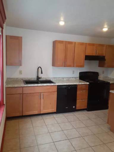 Main picture of 2847 Main St