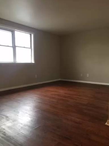 Main picture of 576 Taunton Place