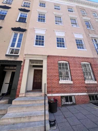 Main picture of 19 E Centre St