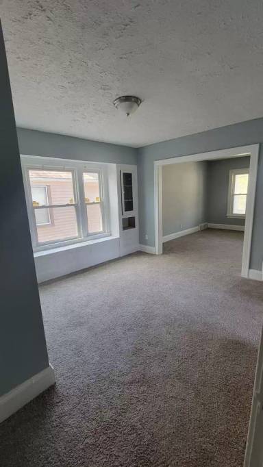 Main picture of 1135 E 143rd St