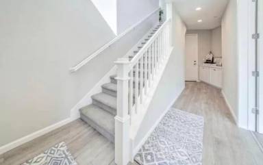 Main picture of 5782 Sterling St