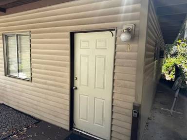 Main picture of 24 S Poplar St