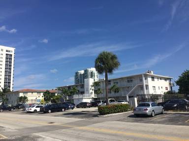 Main picture of 7917 West Dr