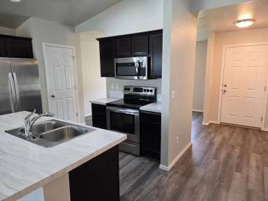 Main picture of 3437 NW 12th Ave
