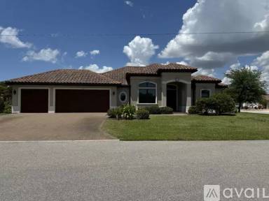 Main picture of 332 Coral St