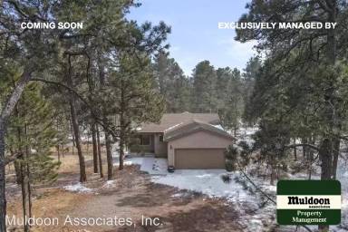 Main picture of 8385 Woodcrest Dr