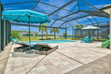 Main picture of 15242 Blue Bay Cir