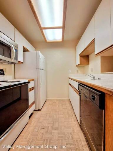 Main picture of 6916 Chantel Ct