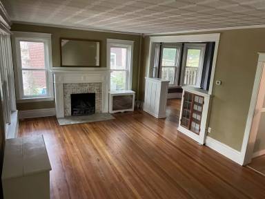 Main picture of 237 Walnut St