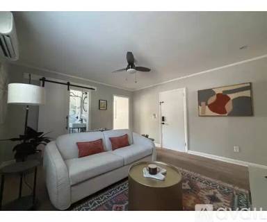 Main picture of 615 Guilford Ave