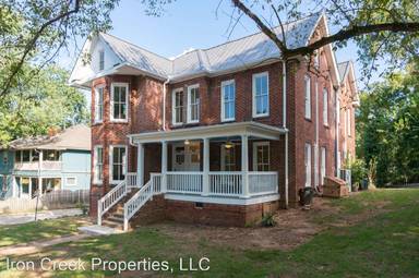 Main picture of 15 Bearden Ave