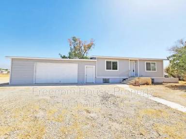Main picture of 7701 Arabian Way