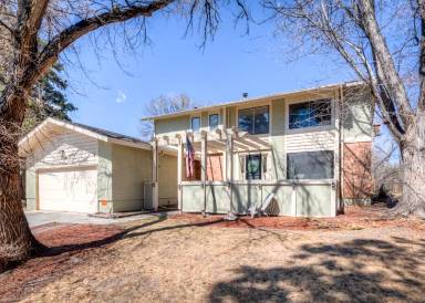 Main picture of 3926 Leisure Ln