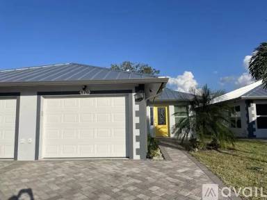 Main picture of 176 Village Cir