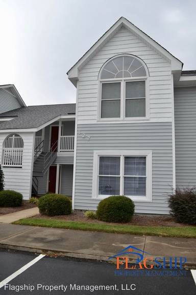 Main picture of 127 W Victoria Ct